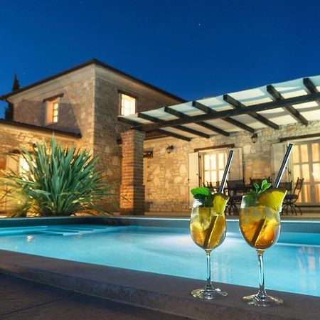 Villa Melissa - Istrisches Steinhaus Mit Pool In Guter Lage Sveti Lovreč Pazenatički 외부 사진